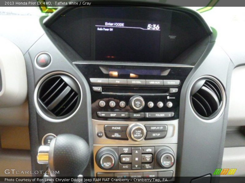 Taffeta White / Gray 2013 Honda Pilot EX 4WD