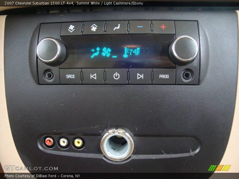 Summit White / Light Cashmere/Ebony 2007 Chevrolet Suburban 1500 LT 4x4