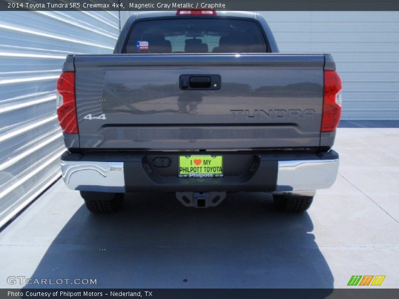 Magnetic Gray Metallic / Graphite 2014 Toyota Tundra SR5 Crewmax 4x4