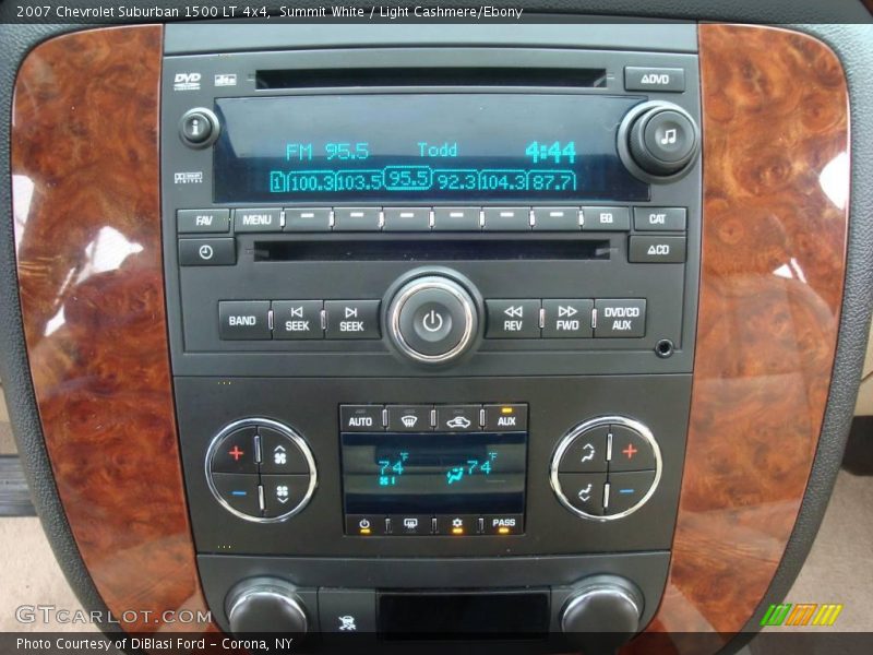 Summit White / Light Cashmere/Ebony 2007 Chevrolet Suburban 1500 LT 4x4