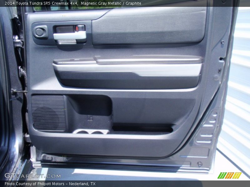 Magnetic Gray Metallic / Graphite 2014 Toyota Tundra SR5 Crewmax 4x4