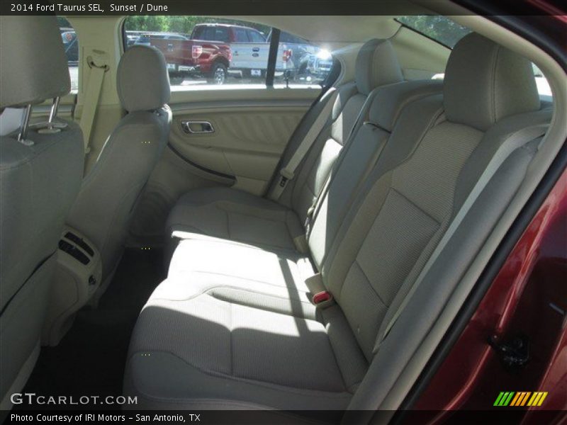 Sunset / Dune 2014 Ford Taurus SEL