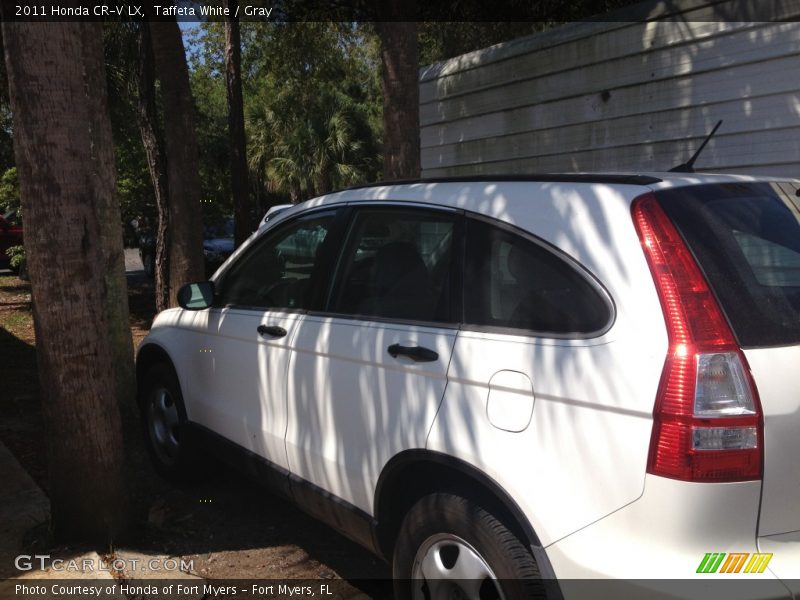 Taffeta White / Gray 2011 Honda CR-V LX