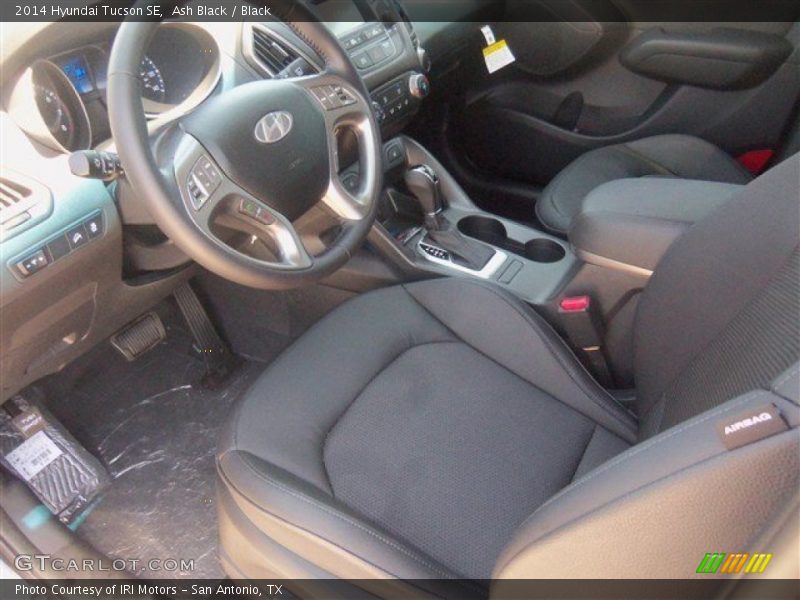 Ash Black / Black 2014 Hyundai Tucson SE