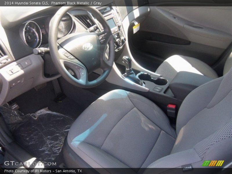 Phantom Black Metallic / Gray 2014 Hyundai Sonata GLS