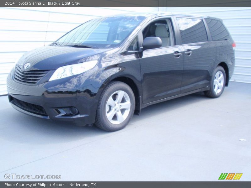 Black / Light Gray 2014 Toyota Sienna L