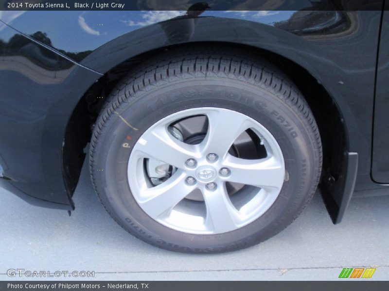 Black / Light Gray 2014 Toyota Sienna L