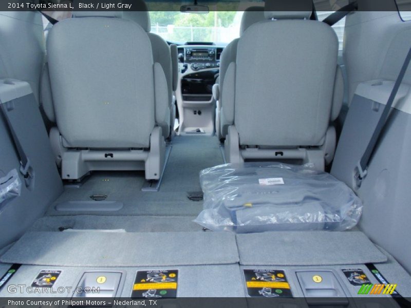 Black / Light Gray 2014 Toyota Sienna L
