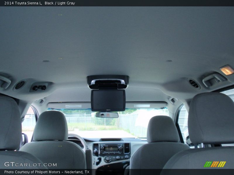 Black / Light Gray 2014 Toyota Sienna L