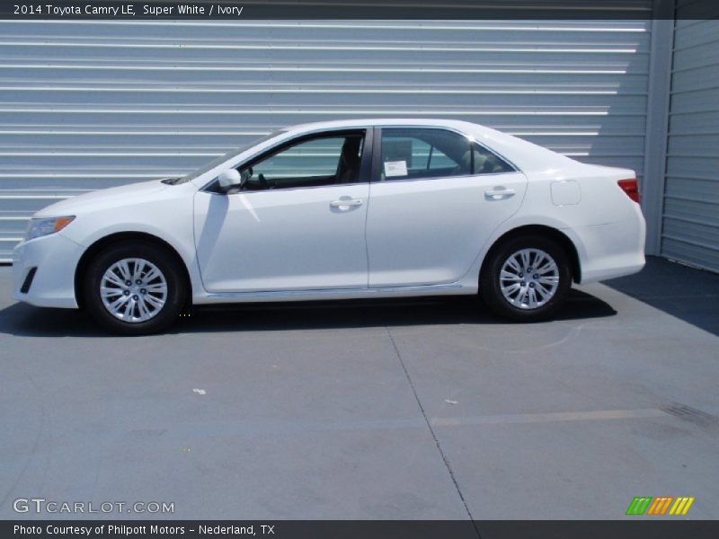 Super White / Ivory 2014 Toyota Camry LE