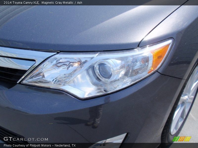 Magnetic Gray Metallic / Ash 2014 Toyota Camry XLE