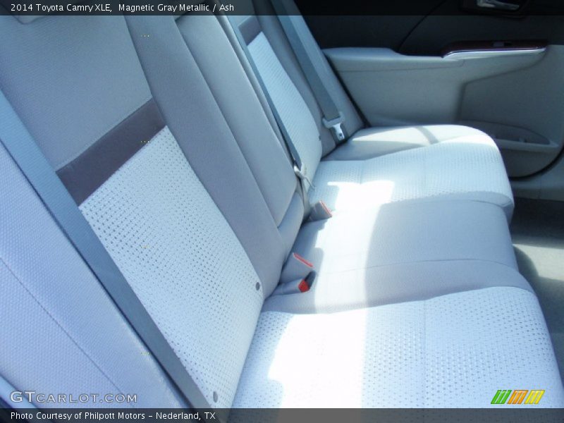 Magnetic Gray Metallic / Ash 2014 Toyota Camry XLE