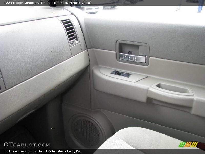 Light Khaki Metallic / Khaki 2004 Dodge Durango SLT 4x4