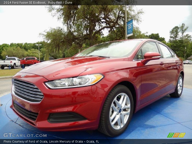Ruby Red / Dune 2014 Ford Fusion SE EcoBoost
