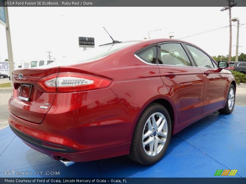 Ruby Red / Dune 2014 Ford Fusion SE EcoBoost