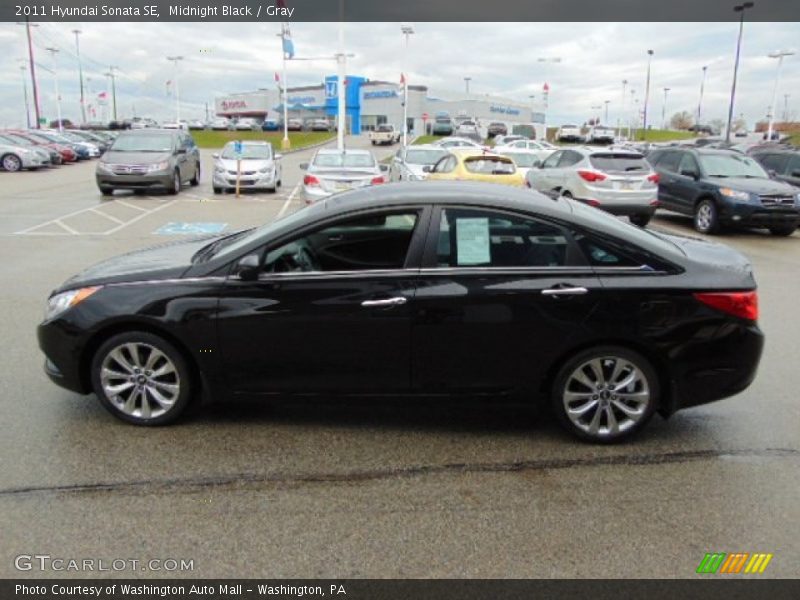 Midnight Black / Gray 2011 Hyundai Sonata SE
