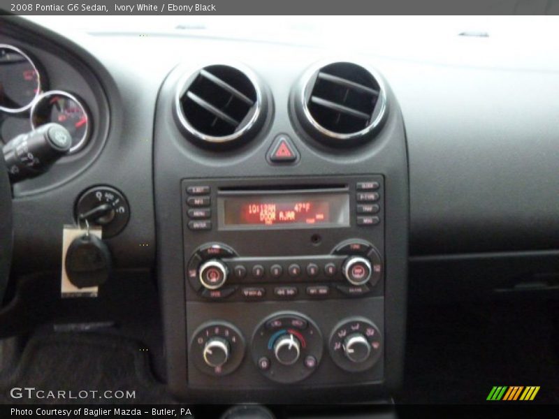 Ivory White / Ebony Black 2008 Pontiac G6 Sedan