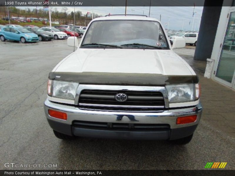 White / Gray 1998 Toyota 4Runner SR5 4x4