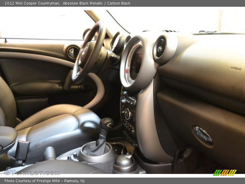 Absolute Black Metallic / Carbon Black 2012 Mini Cooper Countryman