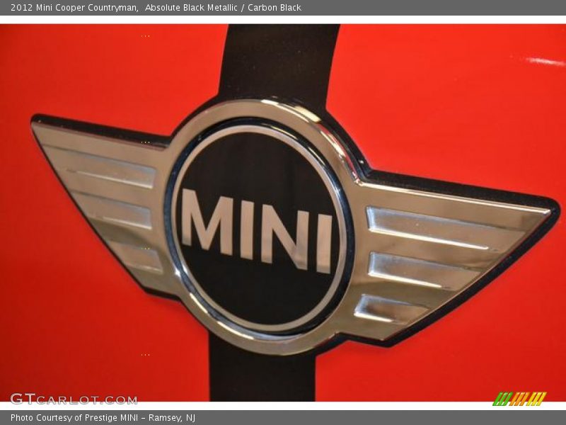 Absolute Black Metallic / Carbon Black 2012 Mini Cooper Countryman