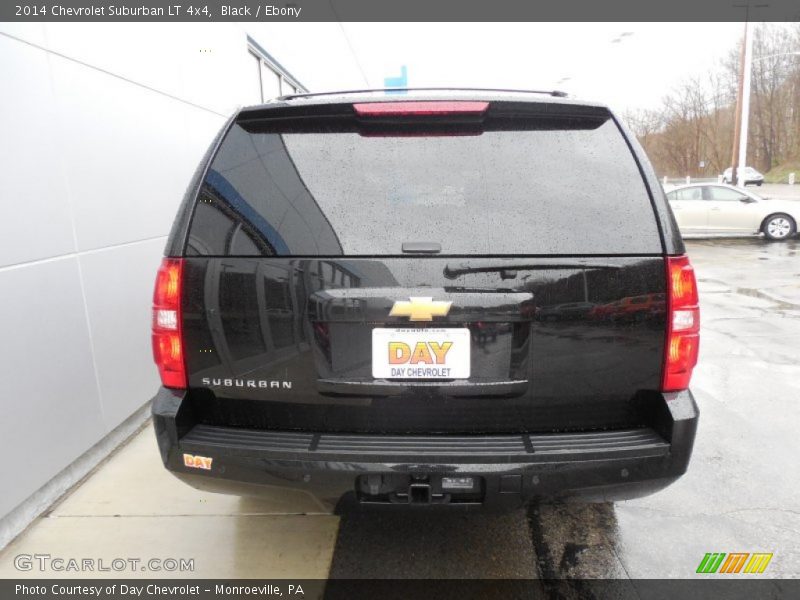Black / Ebony 2014 Chevrolet Suburban LT 4x4