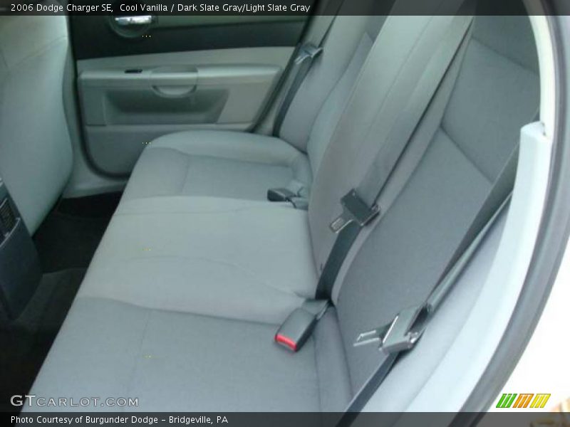 Cool Vanilla / Dark Slate Gray/Light Slate Gray 2006 Dodge Charger SE