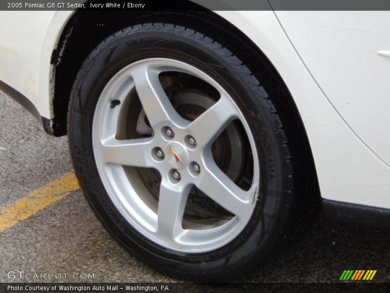 Ivory White / Ebony 2005 Pontiac G6 GT Sedan