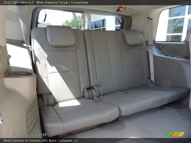 White Diamond Tricoat / Cocoa/Dune 2015 GMC Yukon SLT