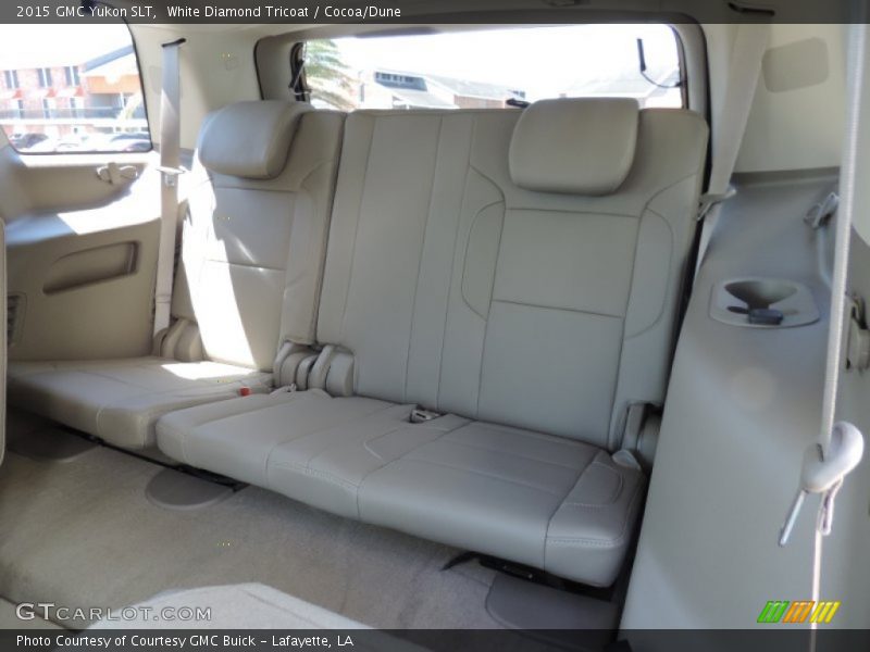 White Diamond Tricoat / Cocoa/Dune 2015 GMC Yukon SLT