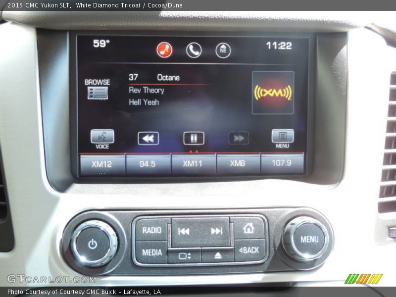 White Diamond Tricoat / Cocoa/Dune 2015 GMC Yukon SLT