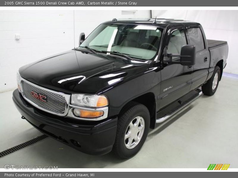 Carbon Metallic / Stone Gray 2005 GMC Sierra 1500 Denali Crew Cab AWD