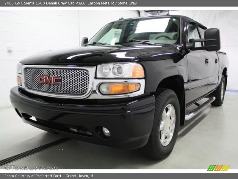 Carbon Metallic / Stone Gray 2005 GMC Sierra 1500 Denali Crew Cab AWD
