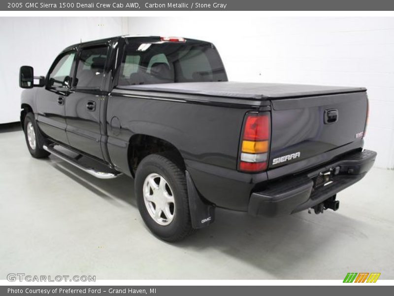 Carbon Metallic / Stone Gray 2005 GMC Sierra 1500 Denali Crew Cab AWD