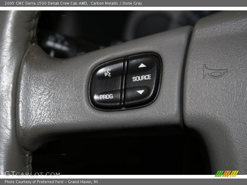 Carbon Metallic / Stone Gray 2005 GMC Sierra 1500 Denali Crew Cab AWD