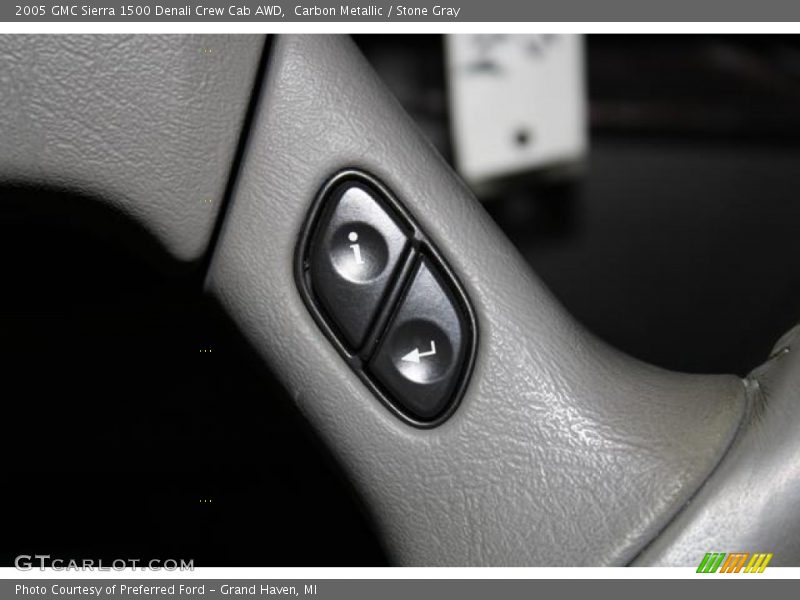 Carbon Metallic / Stone Gray 2005 GMC Sierra 1500 Denali Crew Cab AWD