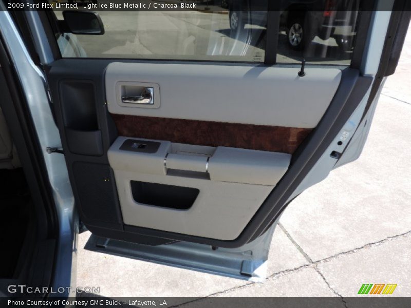 Light Ice Blue Metallic / Charcoal Black 2009 Ford Flex Limited