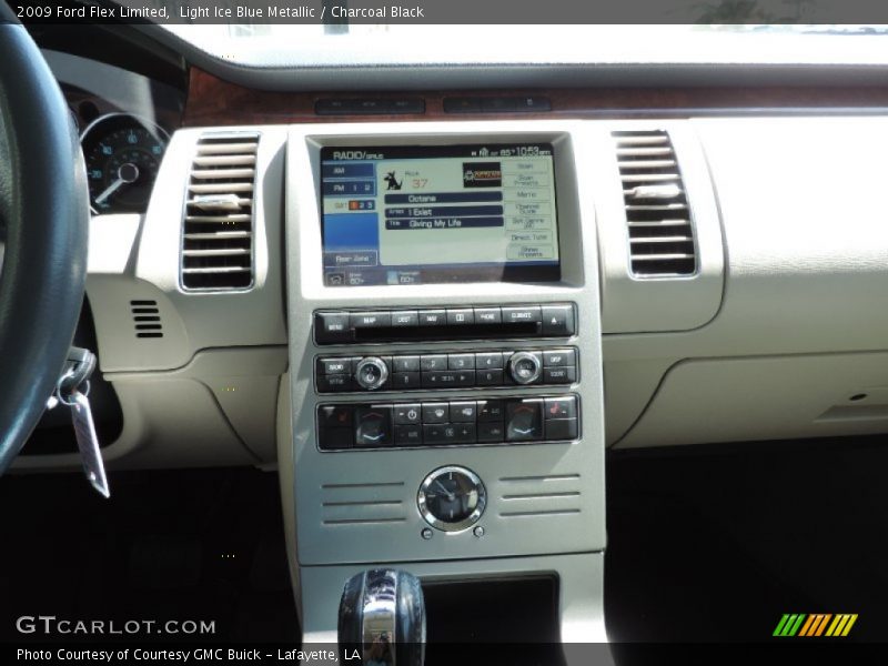 Light Ice Blue Metallic / Charcoal Black 2009 Ford Flex Limited