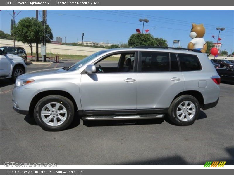 Classic Silver Metallic / Ash 2012 Toyota Highlander SE