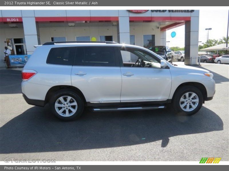 Classic Silver Metallic / Ash 2012 Toyota Highlander SE