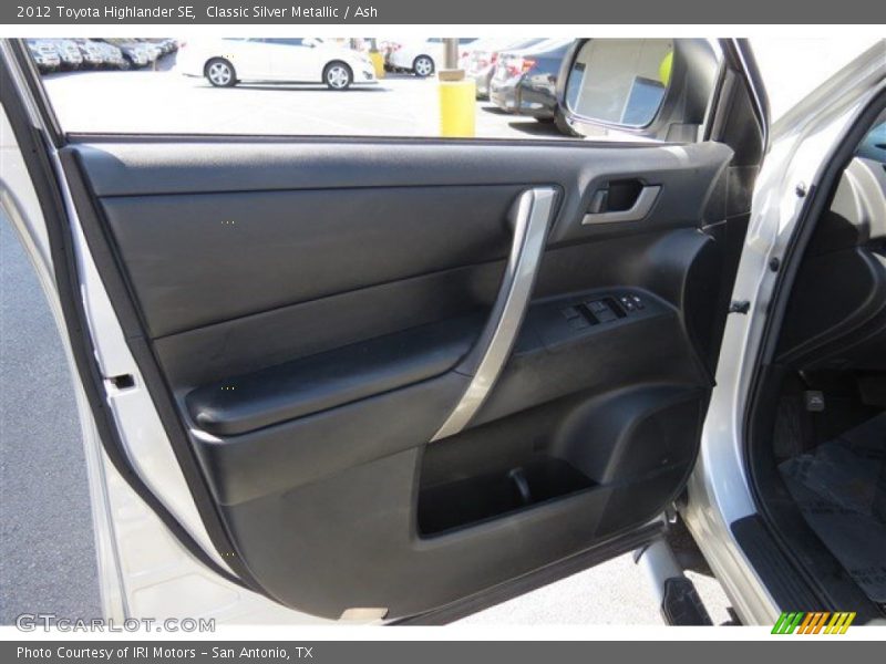Classic Silver Metallic / Ash 2012 Toyota Highlander SE