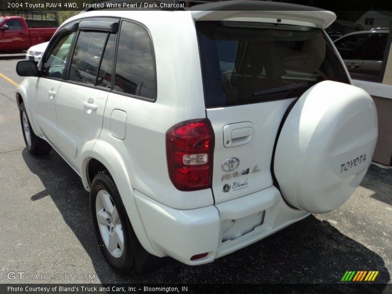 Frosted White Pearl / Dark Charcoal 2004 Toyota RAV4 4WD