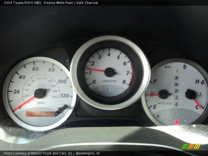 Frosted White Pearl / Dark Charcoal 2004 Toyota RAV4 4WD