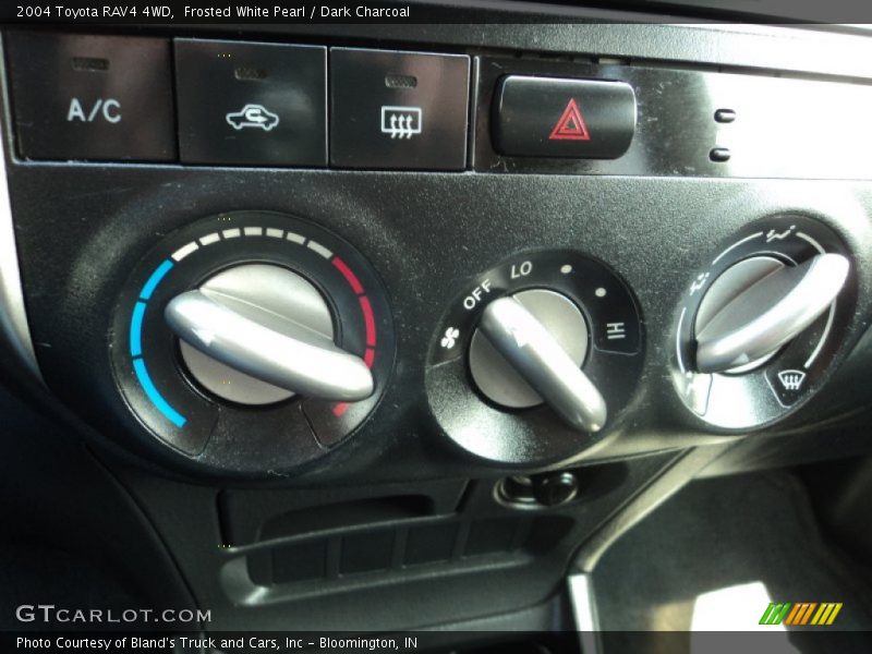 Frosted White Pearl / Dark Charcoal 2004 Toyota RAV4 4WD