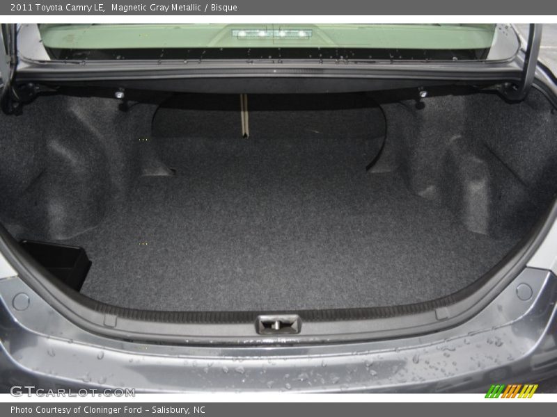 Magnetic Gray Metallic / Bisque 2011 Toyota Camry LE