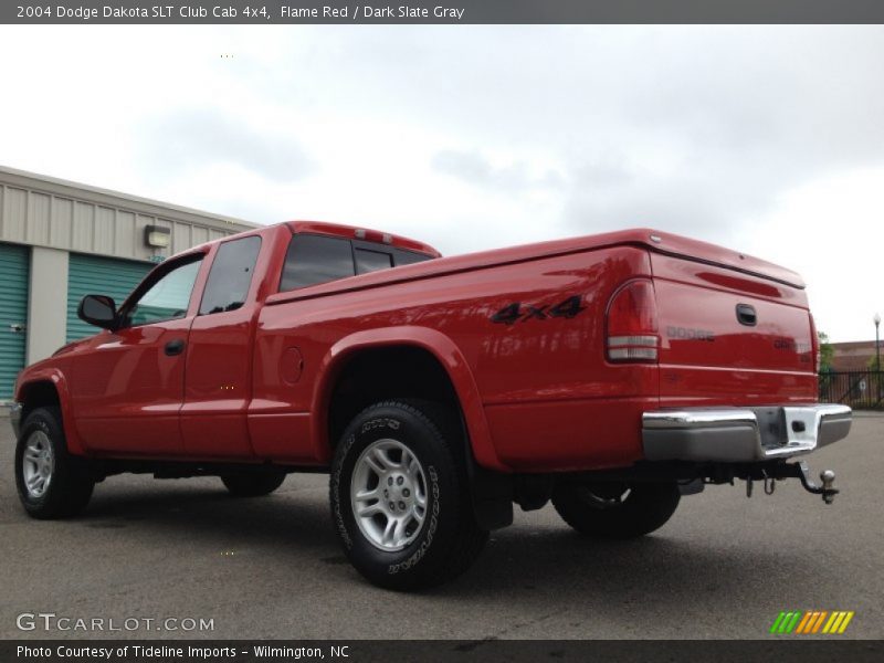 Flame Red / Dark Slate Gray 2004 Dodge Dakota SLT Club Cab 4x4