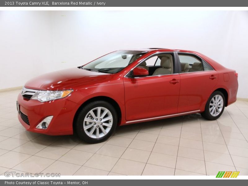 Barcelona Red Metallic / Ivory 2013 Toyota Camry XLE