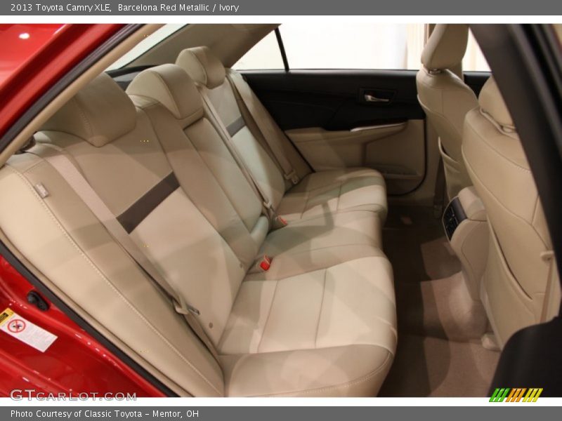 Barcelona Red Metallic / Ivory 2013 Toyota Camry XLE