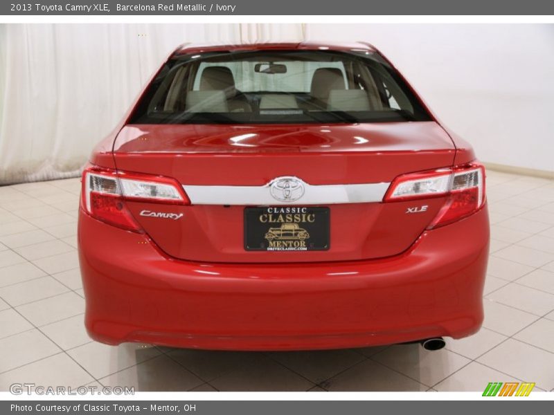 Barcelona Red Metallic / Ivory 2013 Toyota Camry XLE