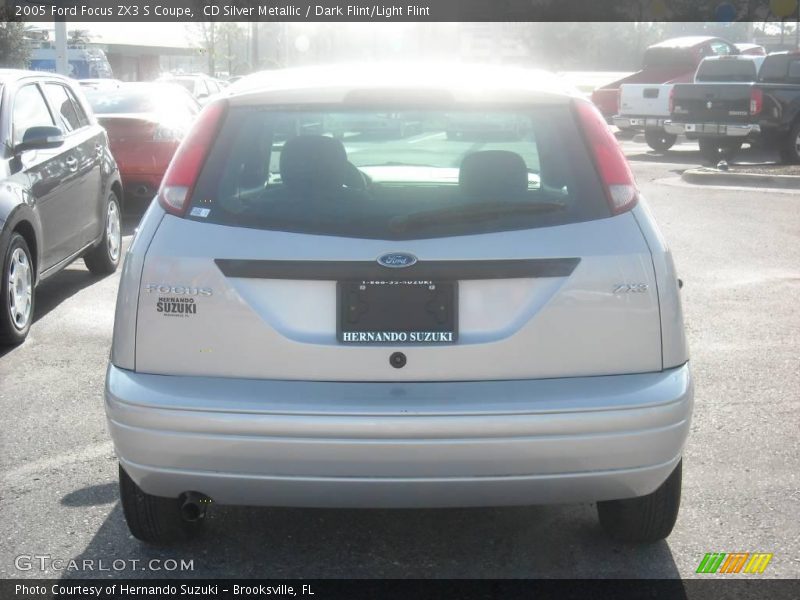 CD Silver Metallic / Dark Flint/Light Flint 2005 Ford Focus ZX3 S Coupe