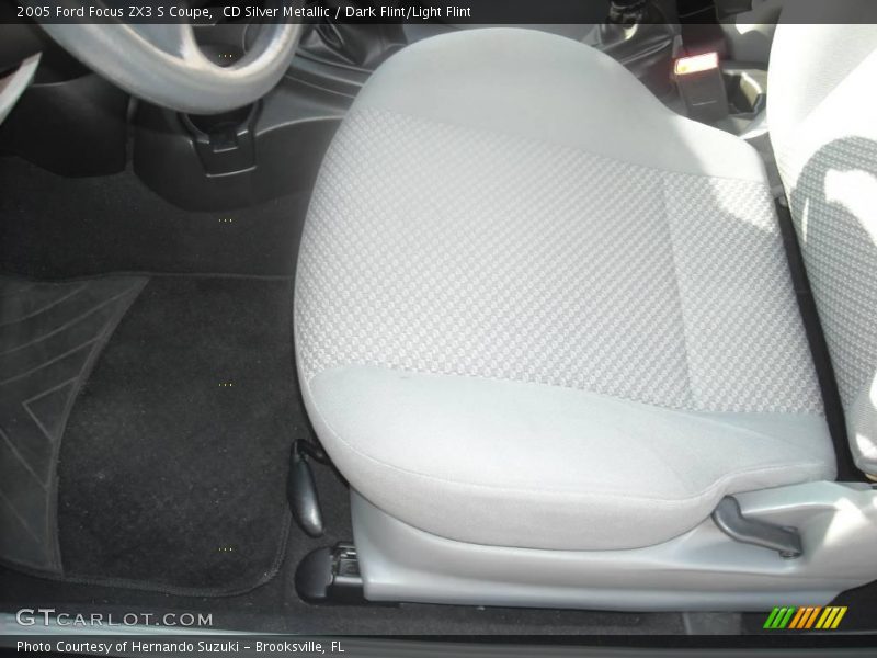 CD Silver Metallic / Dark Flint/Light Flint 2005 Ford Focus ZX3 S Coupe